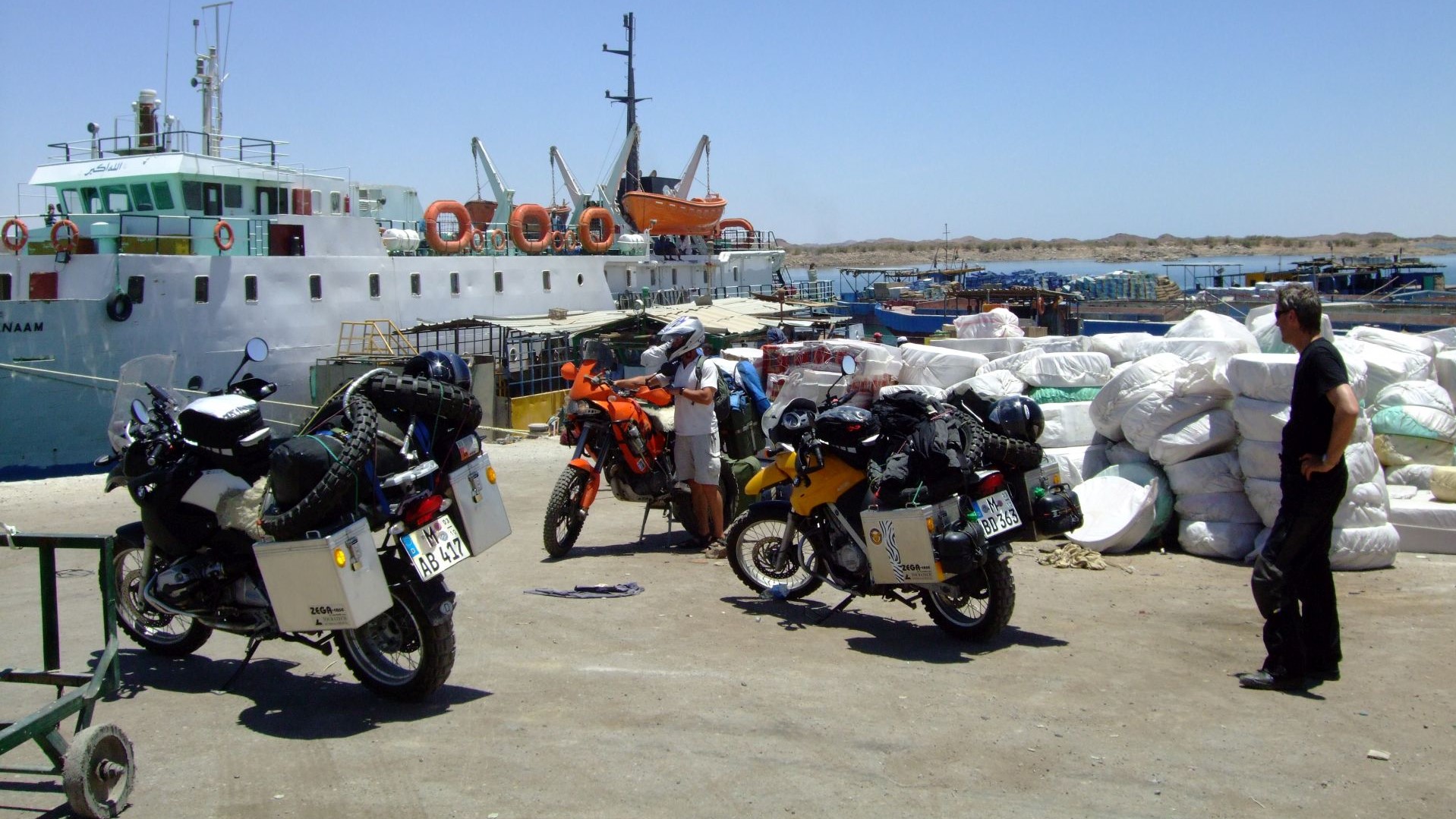 Aegypten-Assuan-Faehrhafen-DSCF5426