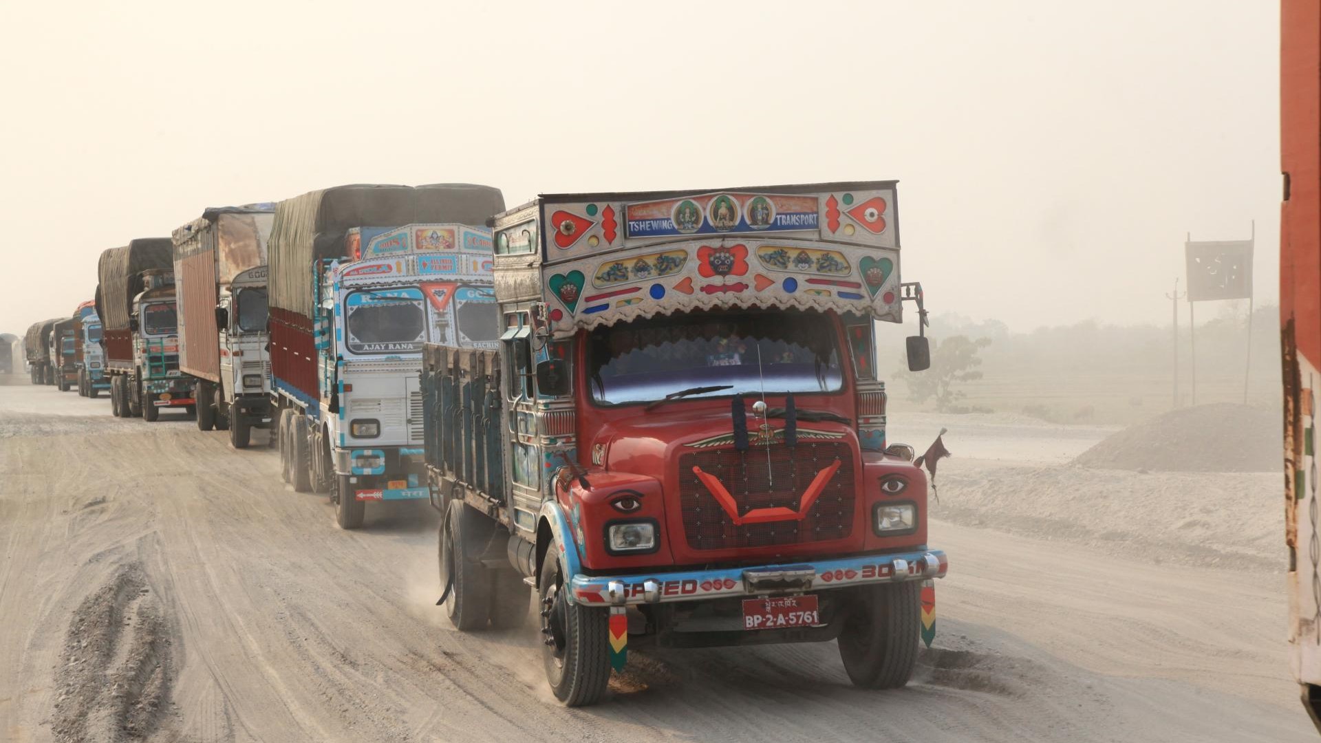 LKW Verkehr in Indien
