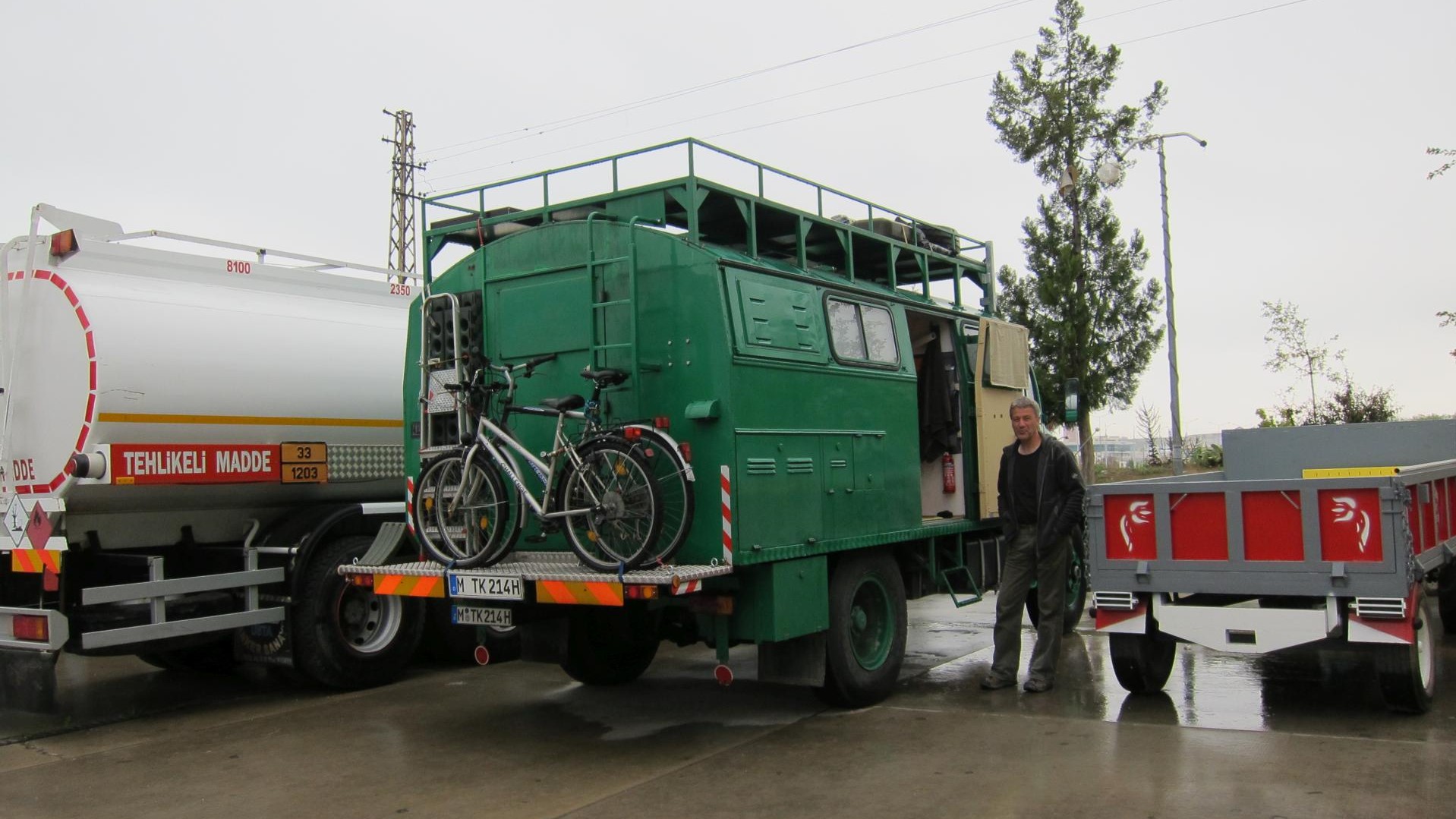 Auf einem Parkplatz in der Türkei.